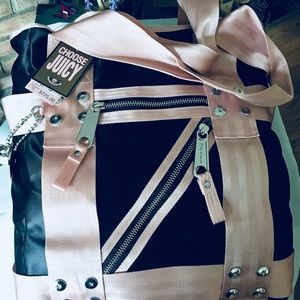 Juicy Couture Bag Black/pink with silver hardware